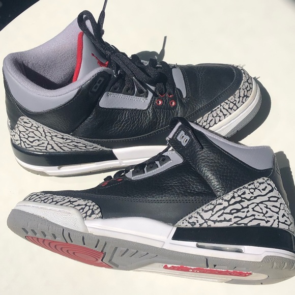 Air Jordan Cement 3s - 7Y - Picture 2 of 8